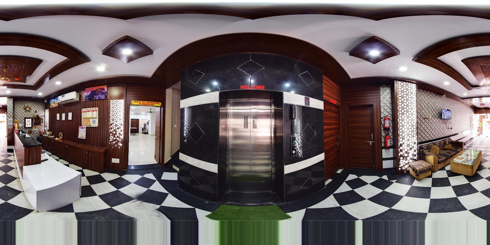 Hotel Royal Inn